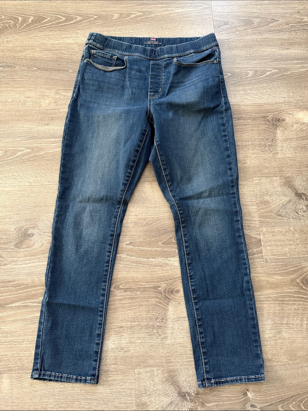 Levi’s Pull on skinny jeans